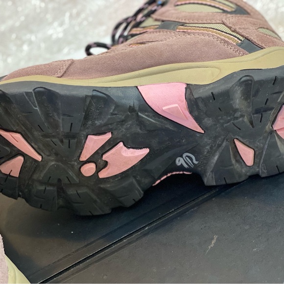 HI-TEC Bandera mid-rise women’s Hiking Boots size 8.5 NEW Without Box. - Picture 7 of 7